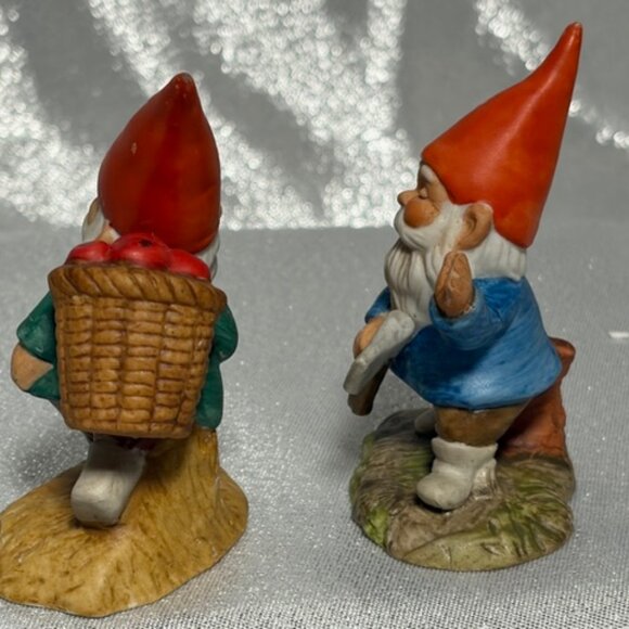 PAIR OF VINTAGE 1979 ENESCO GNOME FIGURES TAIWAN - Picture 5 of 8